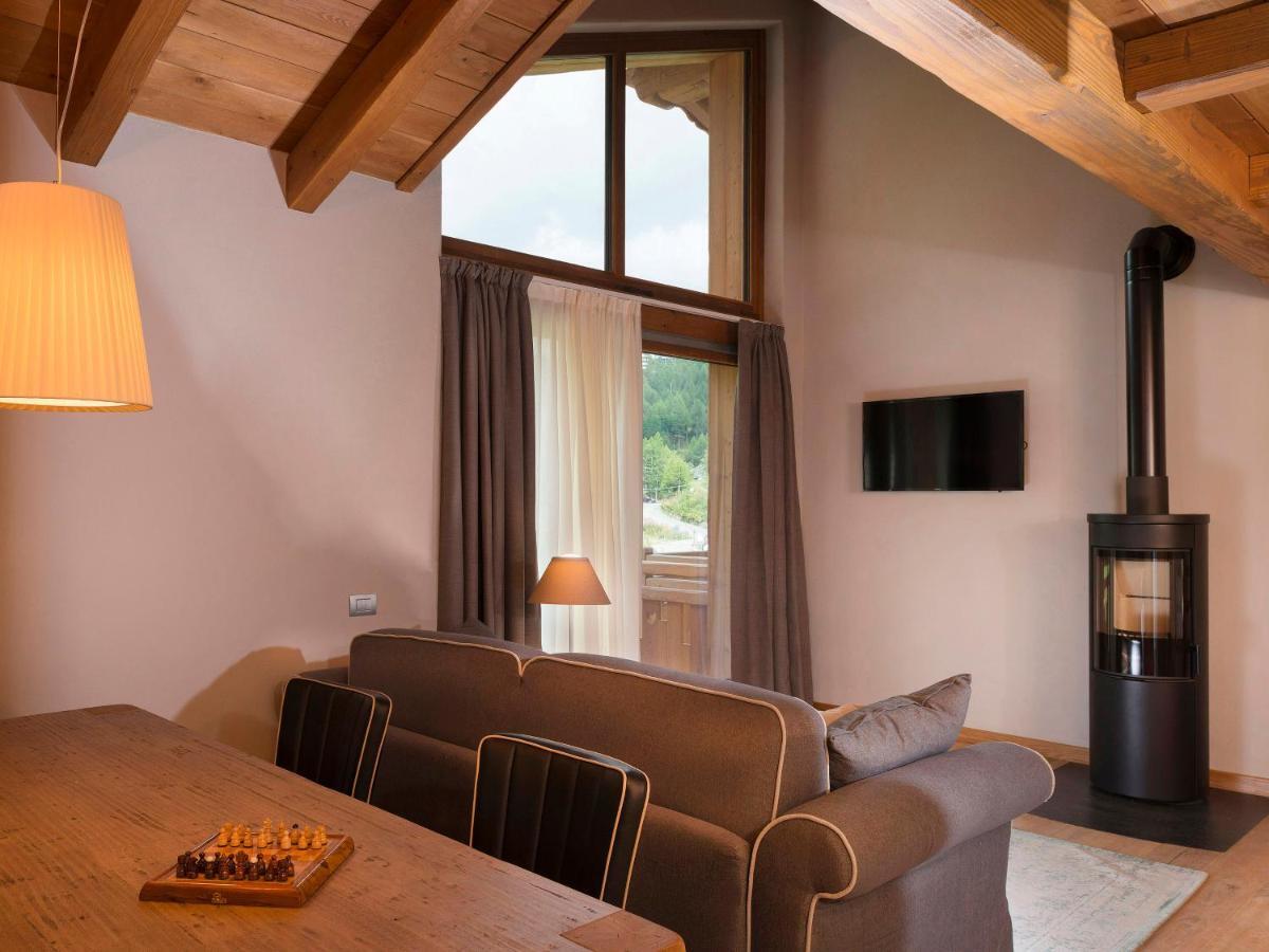 3 Chalets Aparthotel Breuil-Cervinia Bagian luar foto